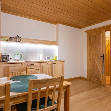 Quarto em Acomodações Particulares Emilia *